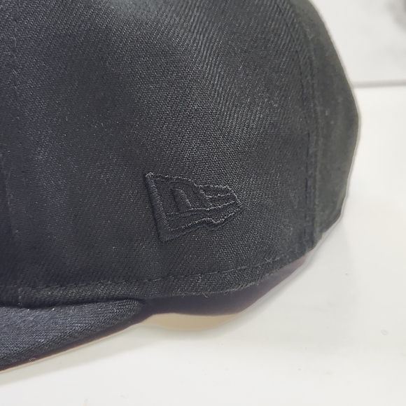 Oakley Hat Black Men's Cap - Picture 5 of 9